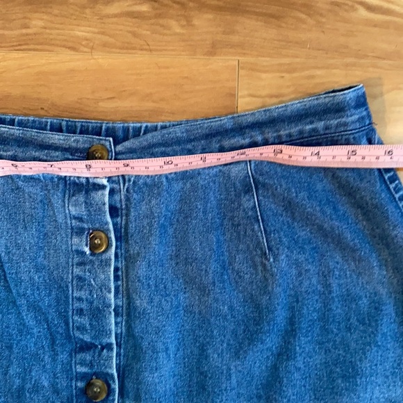 Awesome vintage denim skirt size 12P - Picture 6 of 9
